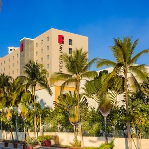 https://fiesta-inn-puerto-vallarta-isla.hotelspuertovallarta.org